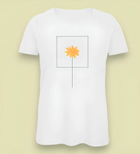 T-shirt bianca da donna con disegno artigianale 